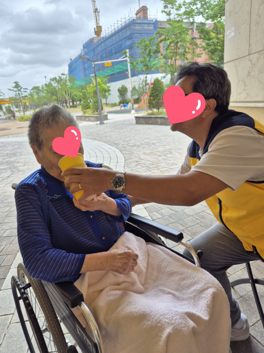 3695294108_ztW2ISYG_858971b57999a3b375972ac1b8df1f4d376fe821.jpg 이미지크게보기